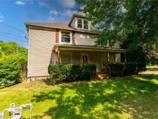 Foreclosed Home - 740 STATE ROUTE 7 SE, 44403