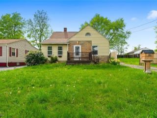 Foreclosed Home - 160 WOODLAND AVE, 44405
