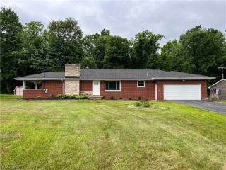 Foreclosed Home - 7409 IVY LN, 44406