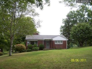 Foreclosed Home - 341 NILES VIENNA RD, 44473