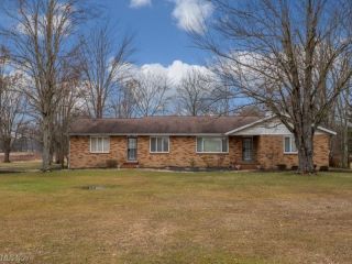 Foreclosed Home - 6397 MAHONING AVE NW, 44481