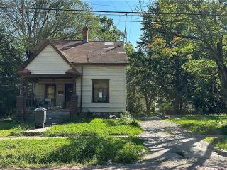 Foreclosed Home - 434 YORK AVE NW, 44485