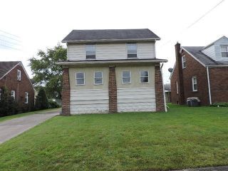 Foreclosed Home - 1407 Douglas Ave, 44502