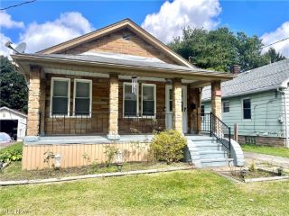 Foreclosed Home - 930 CORNELL ST, 44502