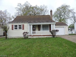 Foreclosed Home - 910 S HAZELWOOD AVE, 44509