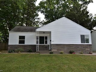 Foreclosed Home - 227 S BON AIR AVE, 44509
