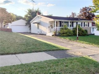 Foreclosed Home - 654 N SCHENLEY AVE, 44509