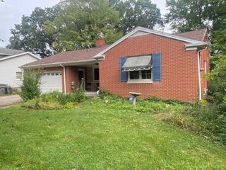 Foreclosed Home - 1965 CHAPEL HILL DR, 44511