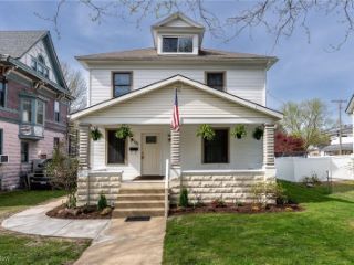 Foreclosed Home - 708 N WALNUT ST, 44622