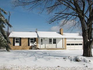 Foreclosed Home - 1607 BATTLESBURG ST SW, 44626