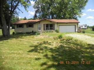 Foreclosed Home - 10386 MIDDLEBRANCH AVE NE, 44632