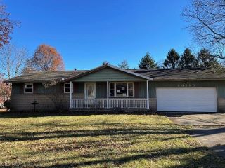 Foreclosed Home - 13190 BOONE AVE NE, 44632