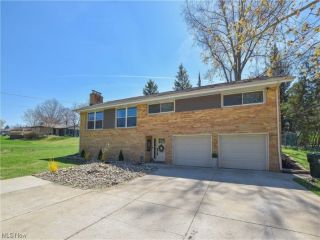 Foreclosed Home - 8860 COLTON ST NW, 44646