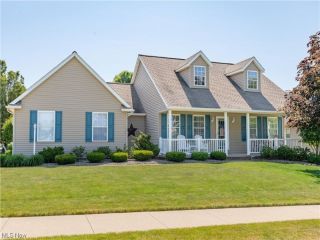 Foreclosed Home - 2210 BOWLING GREEN DR SE, 44646