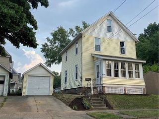 Foreclosed Home - 431 STATE AVE NE, 44646