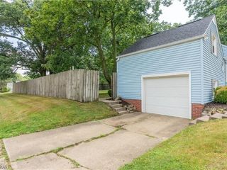 Foreclosed Home - 1306 LEECREST ST NW, 44646