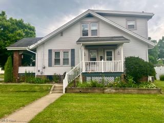 Foreclosed Home - 1232 WALNUT RD SW, 44647