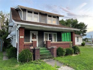 Foreclosed Home - 103 W PLAIN ST, 44657