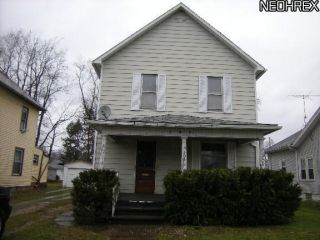 Foreclosed Home - 239 NORTH AVE NE, 44663