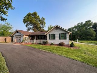 Foreclosed Home - 1479 BALTZLEY VALLEY RD SE, 44663