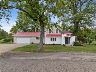 Foreclosed Home - 14901 LAWMONT ST, 44666