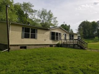 Foreclosed Home - 10602 Shreve Rd, 44676