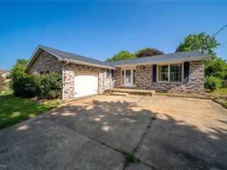 Foreclosed Home - 355 W LISBON ST, 44688