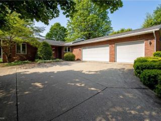 Foreclosed Home - 1177 HEDGECLIFF DR, 44691