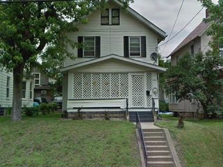 Foreclosed Home - 1131 11TH ST NW, 44703