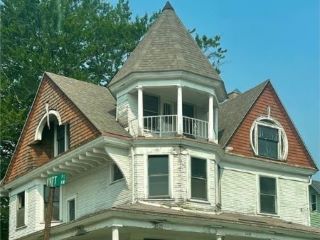 Foreclosed Home - 1415 WOODLAND AVE NW, 44703