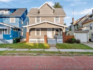 Foreclosed Home - 1532 ARNOLD AVE NW, 44703