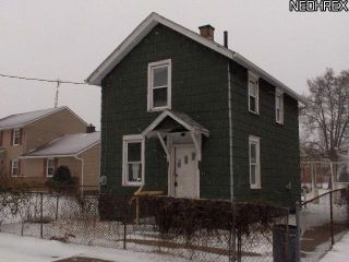 Foreclosed Home - 921 8TH ST NE, 44704