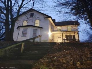Foreclosed Home - 1846 7TH ST NE, 44704