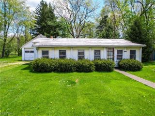 Foreclosed Home - 4126 HARMONT AVE NE, 44705
