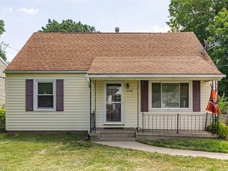 Foreclosed Home - 2932 ELLIS AVE NE, 44705