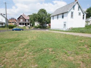 Foreclosed Home - 614 SMITH AVE SW, 44706