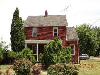 Foreclosed Home - 1222 WARNER RD SE, 44707