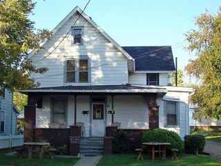 Foreclosed Home - 1721 3RD ST SE, 44707