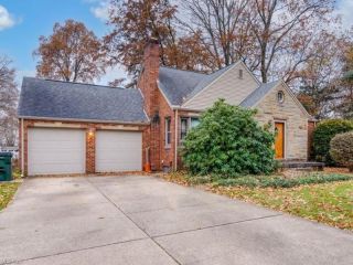 Foreclosed Home - 1538 PERRY DR NW, 44708