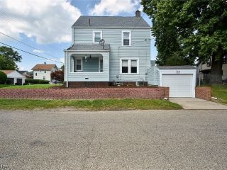 Foreclosed Home - 600 COLUMBUS AVE NW, 44708