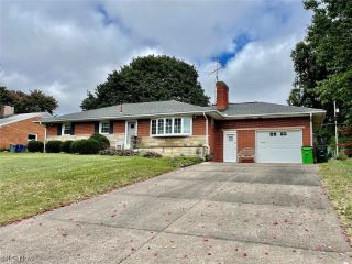 Foreclosed Home - 3213 21ST ST NW, 44708