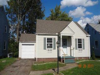 Foreclosed Home - 2221 BROOKDALE ST NW, 44709