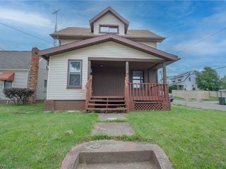 Foreclosed Home - 2801 12TH ST SW, 44710