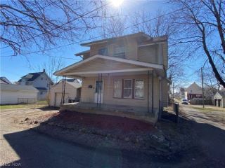 Foreclosed Home - 2414 GRIGSBY PL SW, 44710