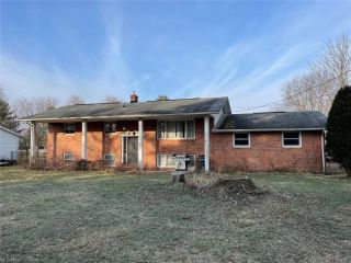 Foreclosed Home - 7525 IVYDALE AVE NW, 44720