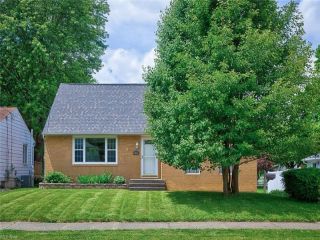 Foreclosed Home - 1121 CLEARMOUNT AVE SE, 44720