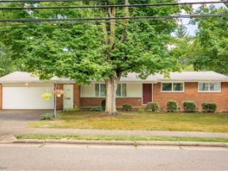 Foreclosed Home - 814 WOODSIDE AVE SE, 44720