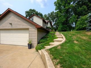Foreclosed Home - 103 SPRUCE DR NW, 44720