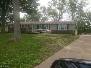 Foreclosed Home - 3896 ROLLING RIDGE RD NE, 44721