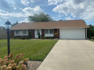 Foreclosed Home - 515 COTTONWOOD DR, 44890